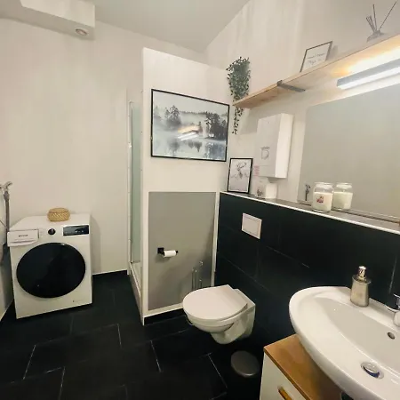 Apartmán Modern * Gemuetlich * Nespresso * Terrasse * Netflix *