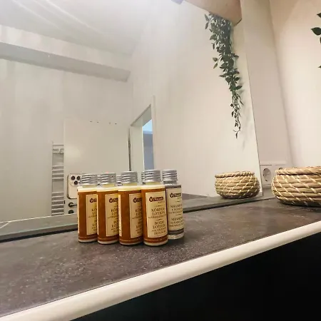 Modern * Gemuetlich * Nespresso * Terrasse * Netflix דירה *